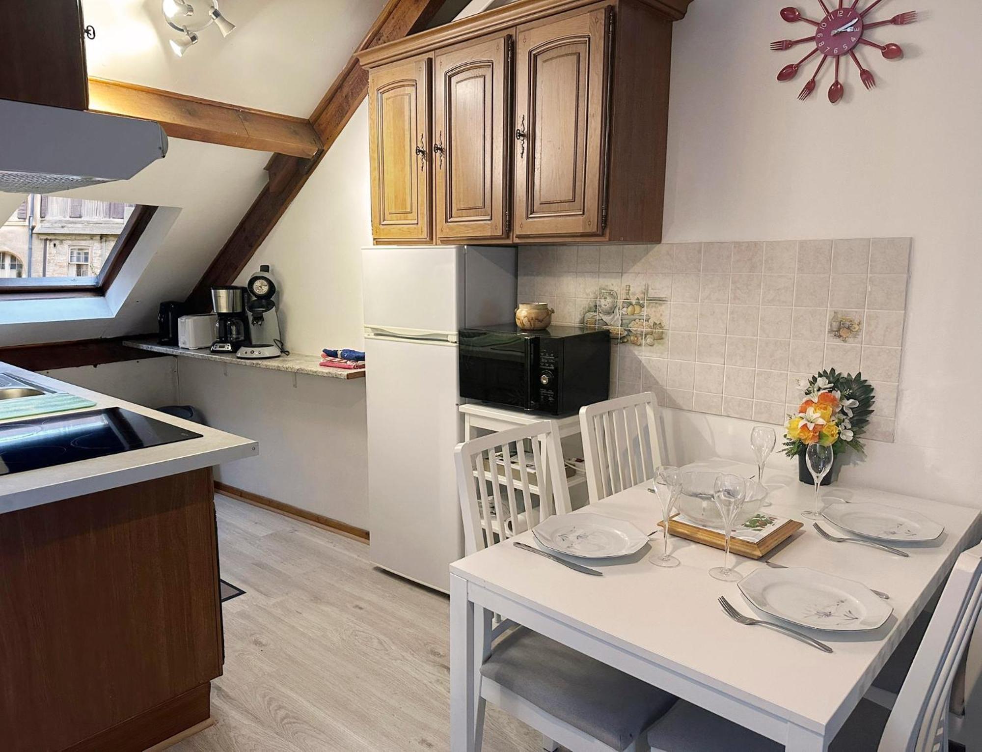 Elegance & Confort - Appart Pres Caves Au Coeur De Reims Eksteriør bilde